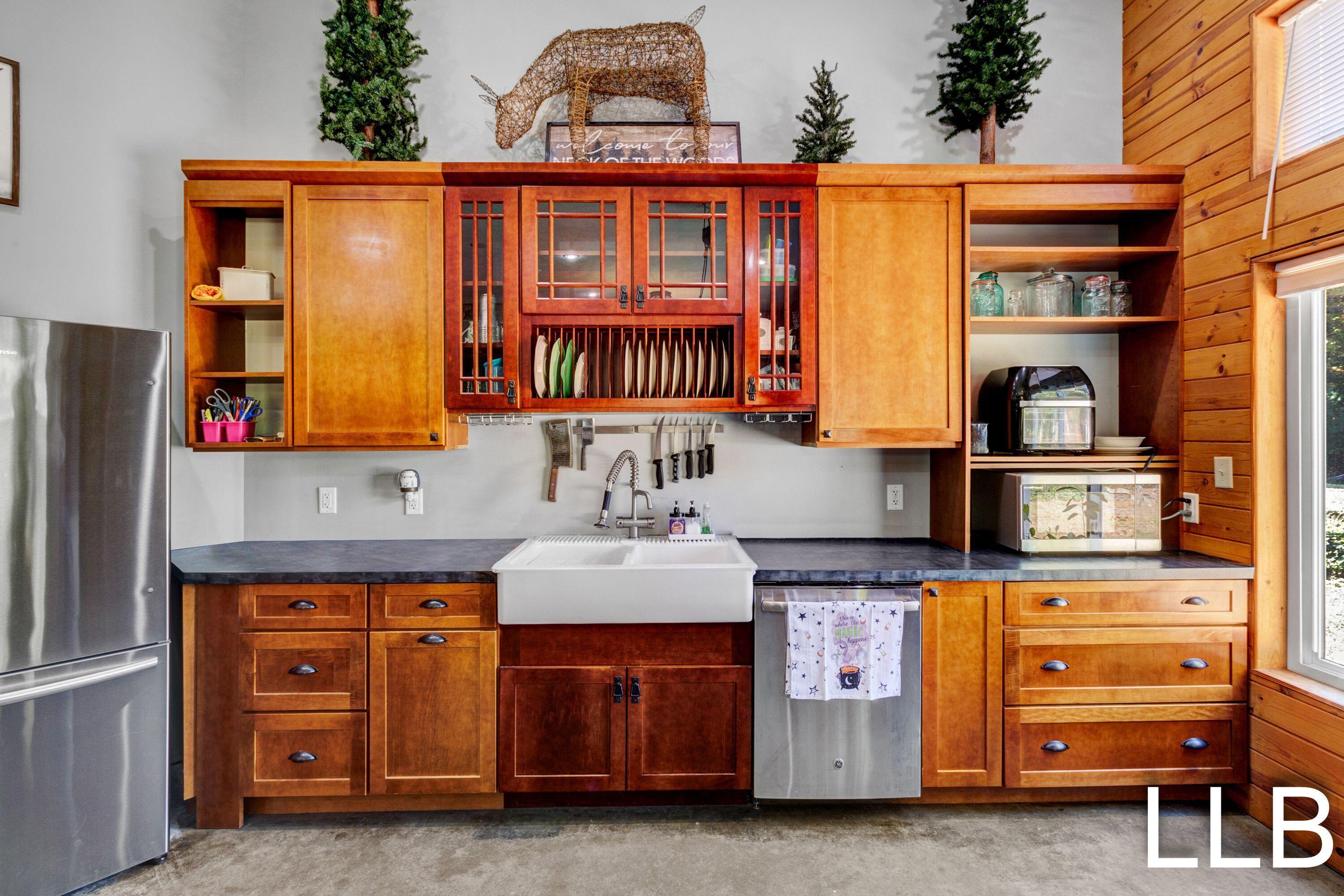 2253 Kent Road Rothbury, MI 49452 - Photo 14 of 61 Lynda Balkema - 2253 Kent Road-14
