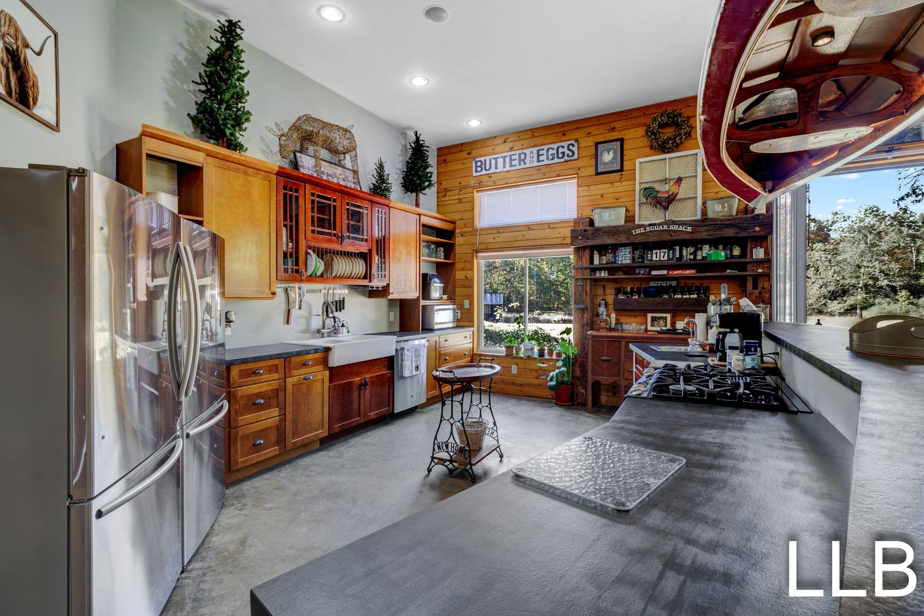2253 Kent Road Rothbury, MI 49452 - Photo 17 of 61 Lynda Balkema - 2253 Kent Road-17