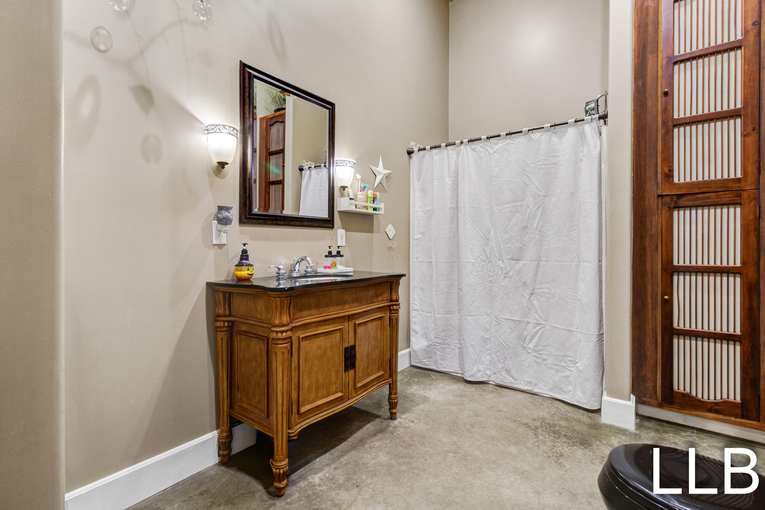 2253 Kent Road Rothbury, MI 49452 - Photo 21 of 61 Lynda Balkema - 2253 Kent Road-21