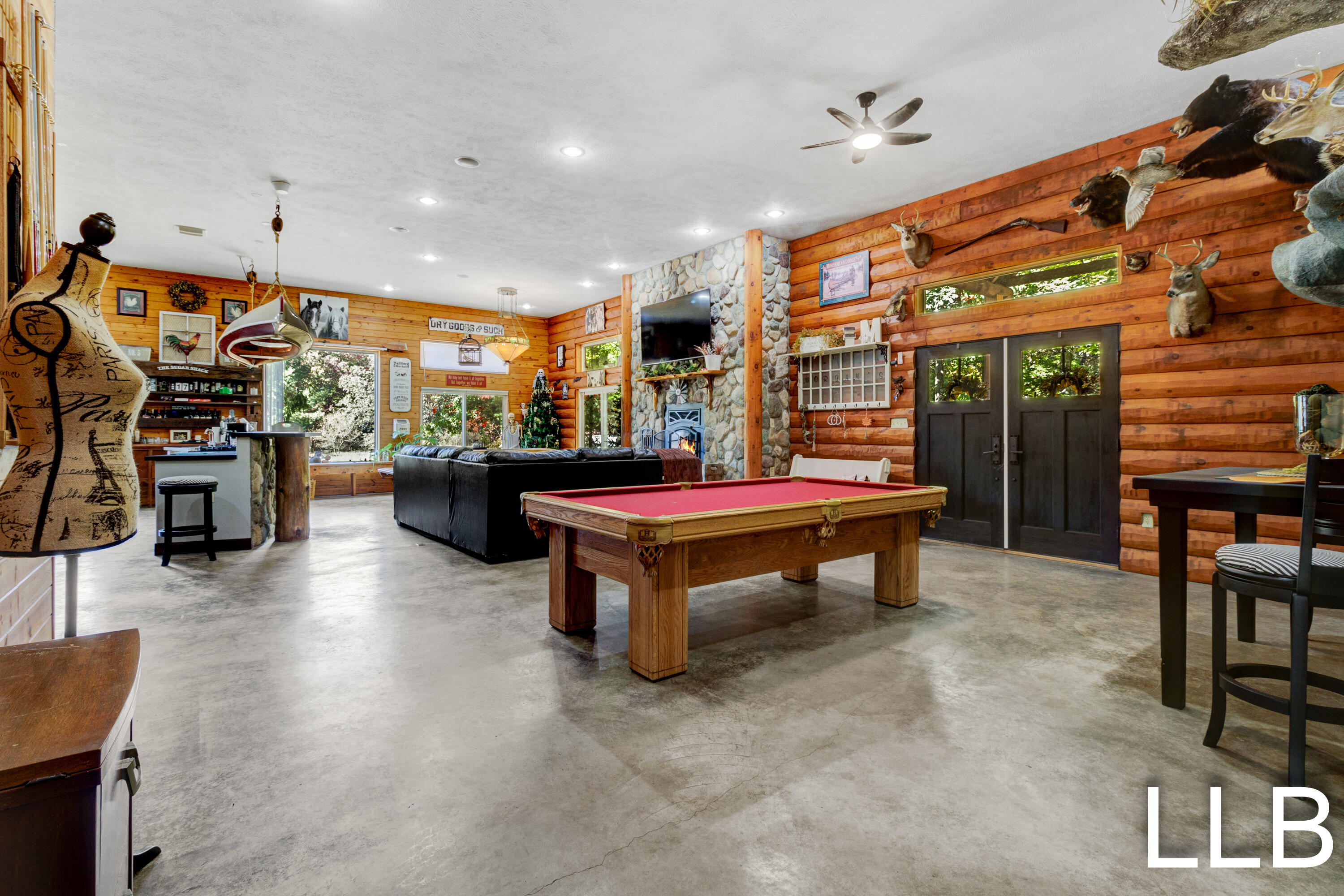 2253 Kent Road Rothbury, MI 49452 - Photo 6 of 61 Lynda Balkema - 2253 Kent Road-6