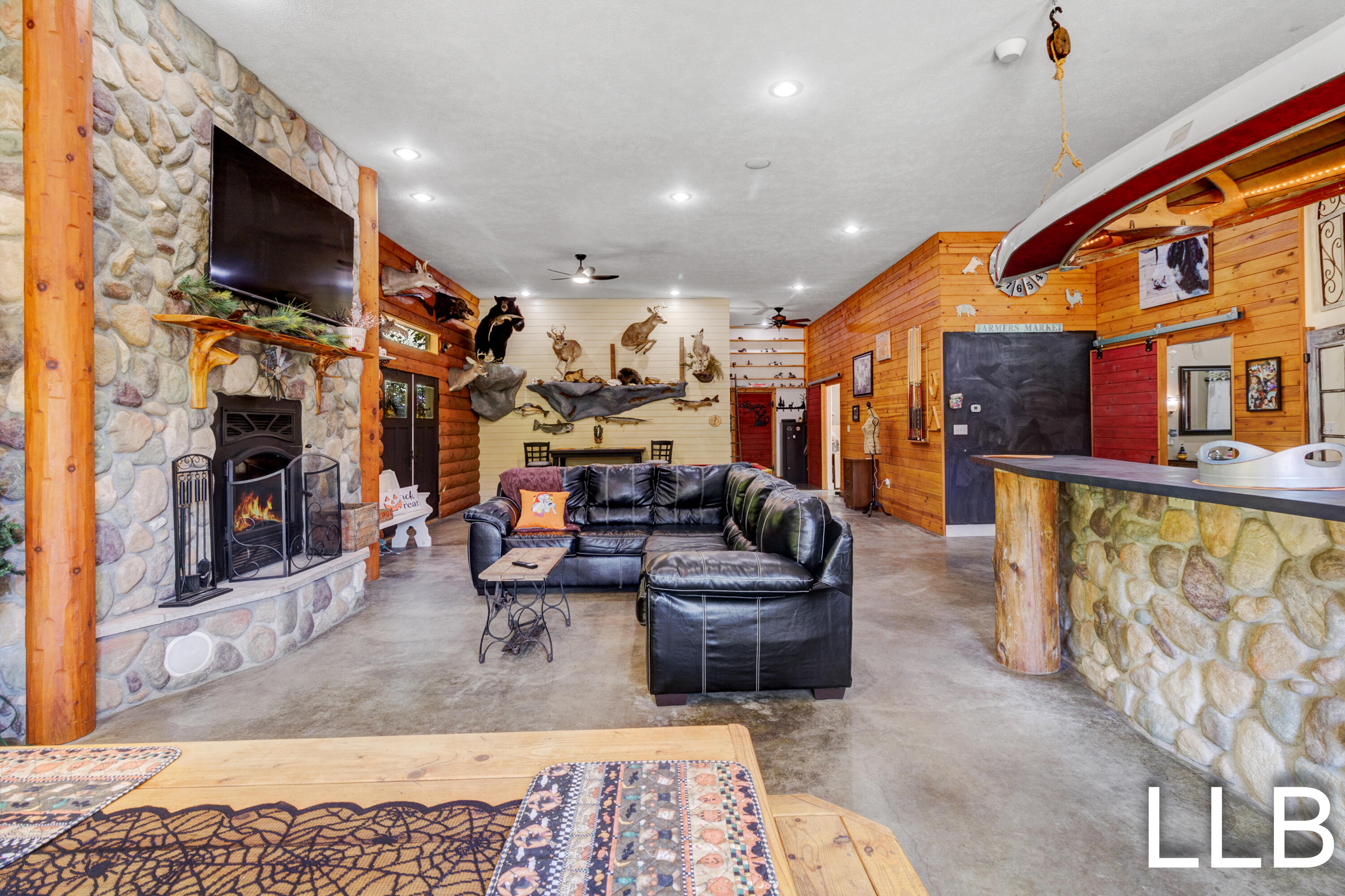 2253 Kent Road Rothbury, MI 49452 - Photo 8 of 61 Lynda Balkema - 2253 Kent Road-8