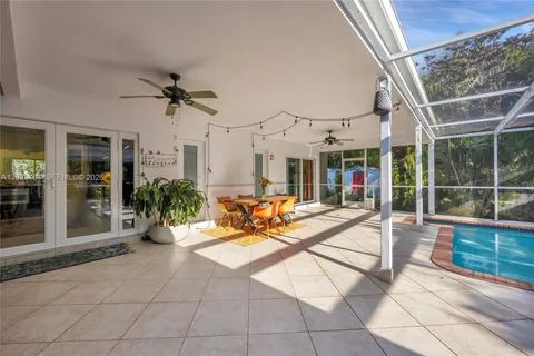 $1,975,000 | 6970 Southwest 124th Street, Pinecrest, FL 33156