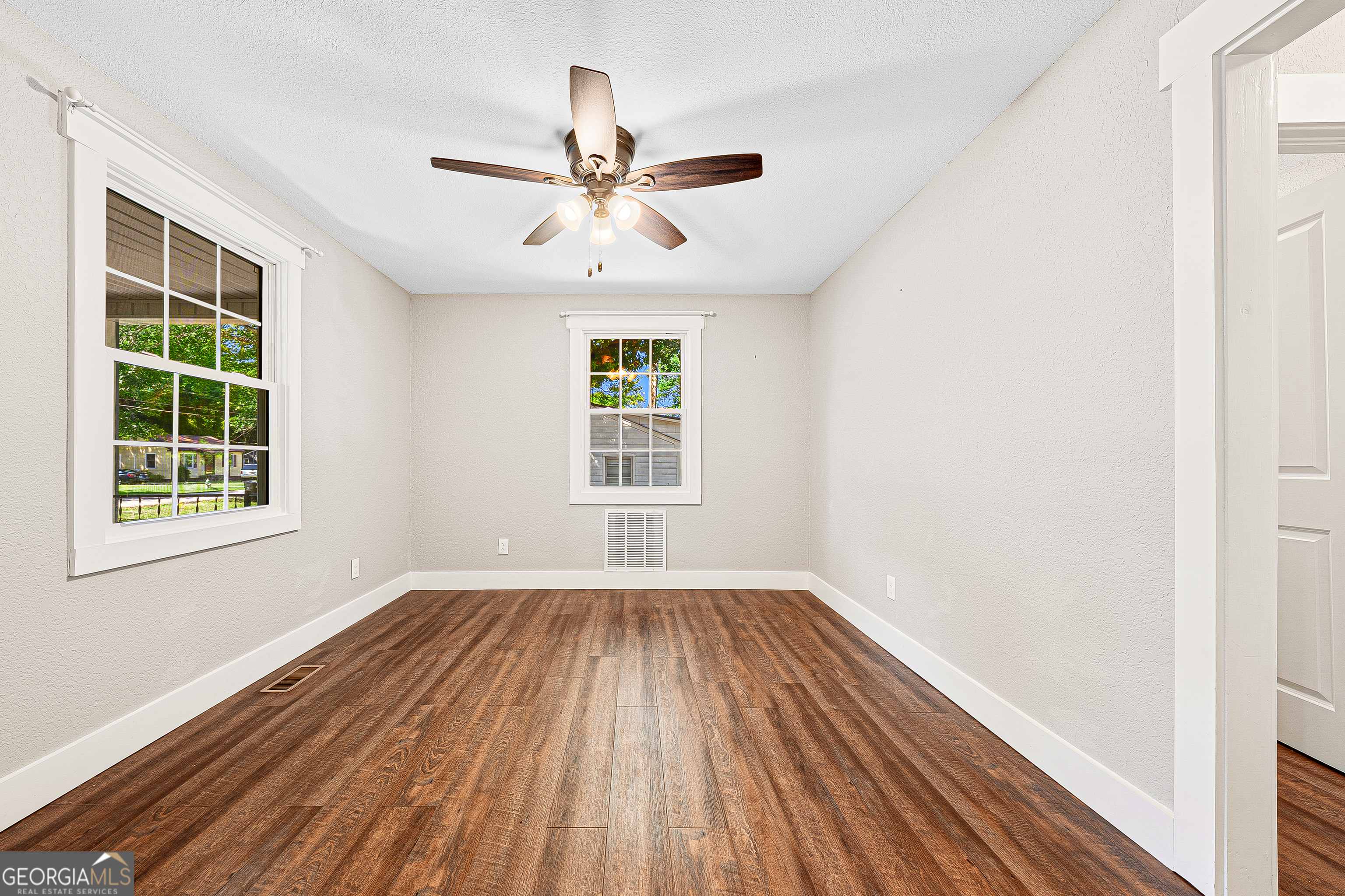 106 Hart Terrace Hartwell, GA 30643 - Photo 6 of 20