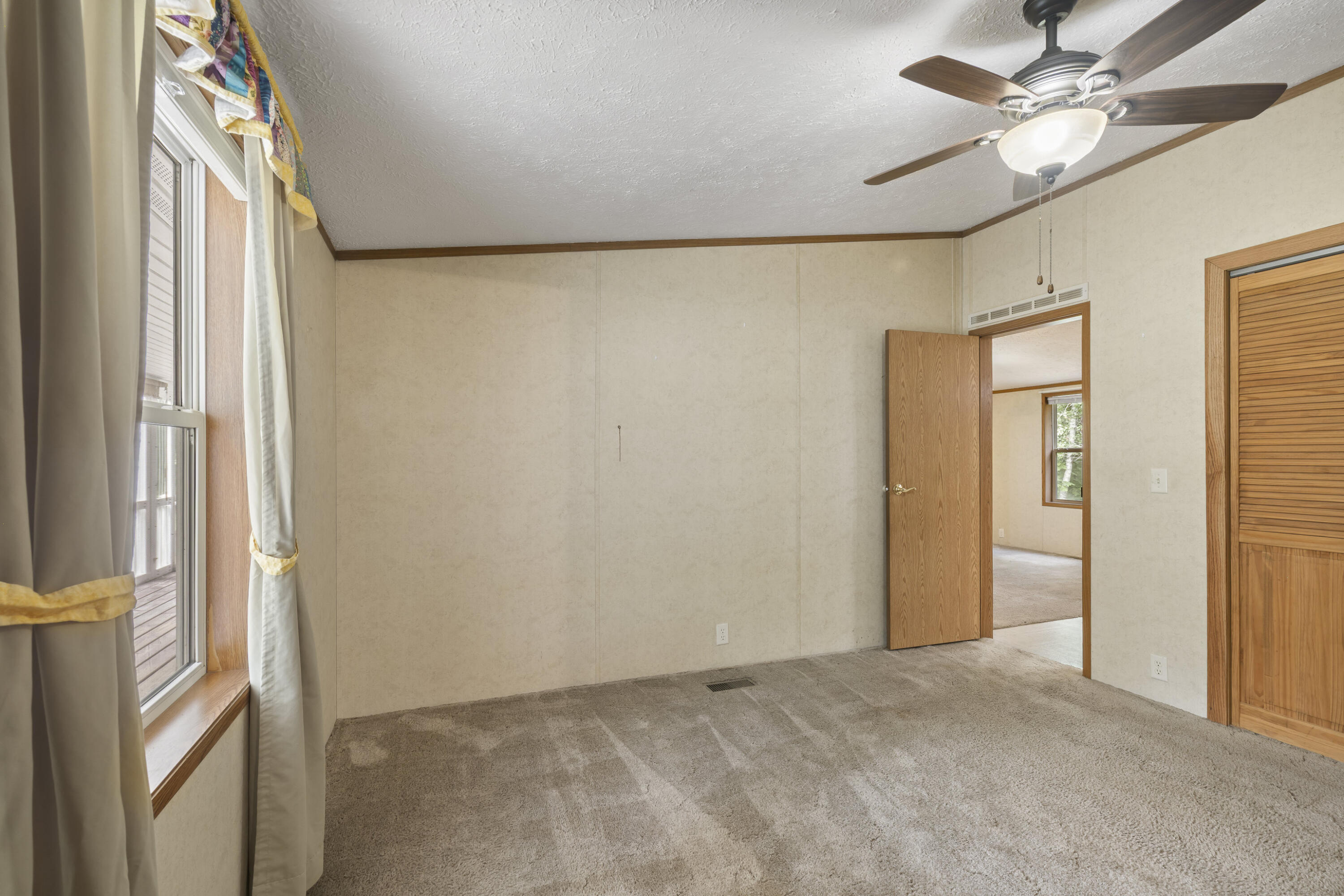 3839 Wallaker Road Benzonia, MI 49616 - Photo 24 of 37 0S5A1546