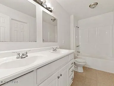 $1,800 | 8725 Elm Avenue, Ocean Springs, MS 39564