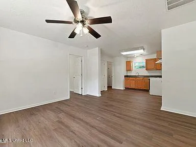 $1,800 | 8725 Elm Avenue, Ocean Springs, MS 39564