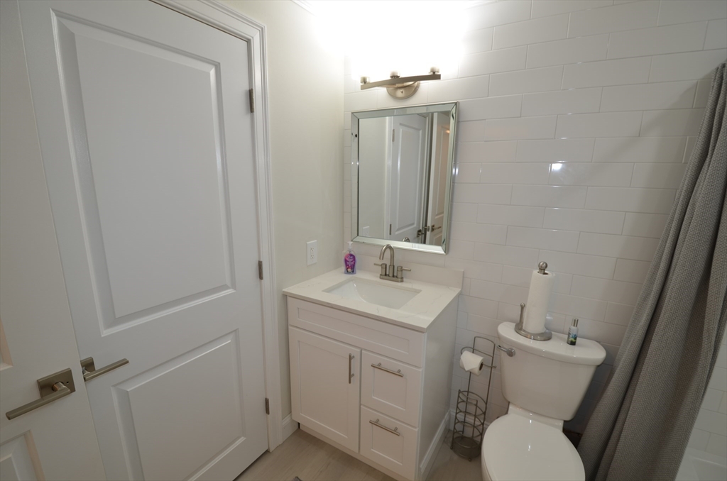 1602 Franklin Crossing Road, Unit 1602 Franklin, MA 02038 - Photo 22 of 25 Gallery Image 22