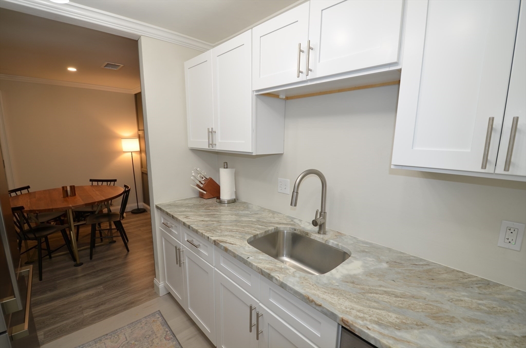 1602 Franklin Crossing Road, Unit 1602 Franklin, MA 02038 - Photo 5 of 25 Gallery Image 5