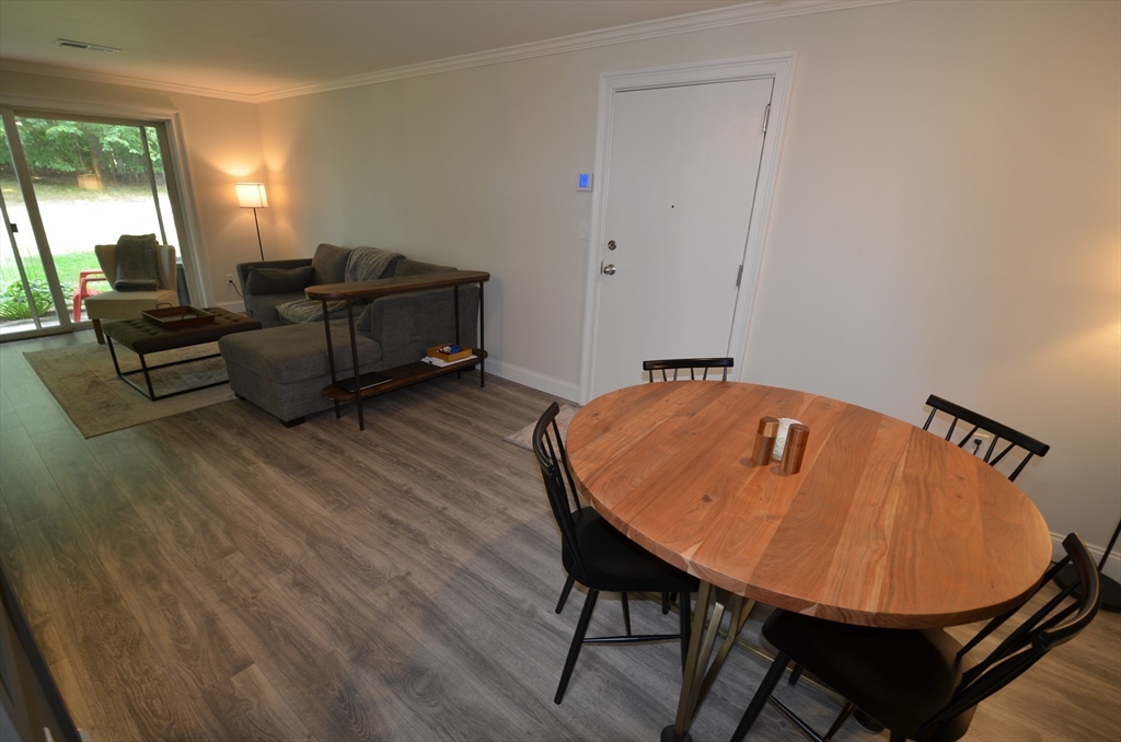 1602 Franklin Crossing Road, Unit 1602 Franklin, MA 02038 - Photo 8 of 25 Gallery Image 8
