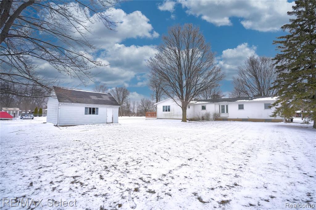 1351 North Seymour Road Flushing, MI 48433 - Photo 33 of 36 Gallery Image 33