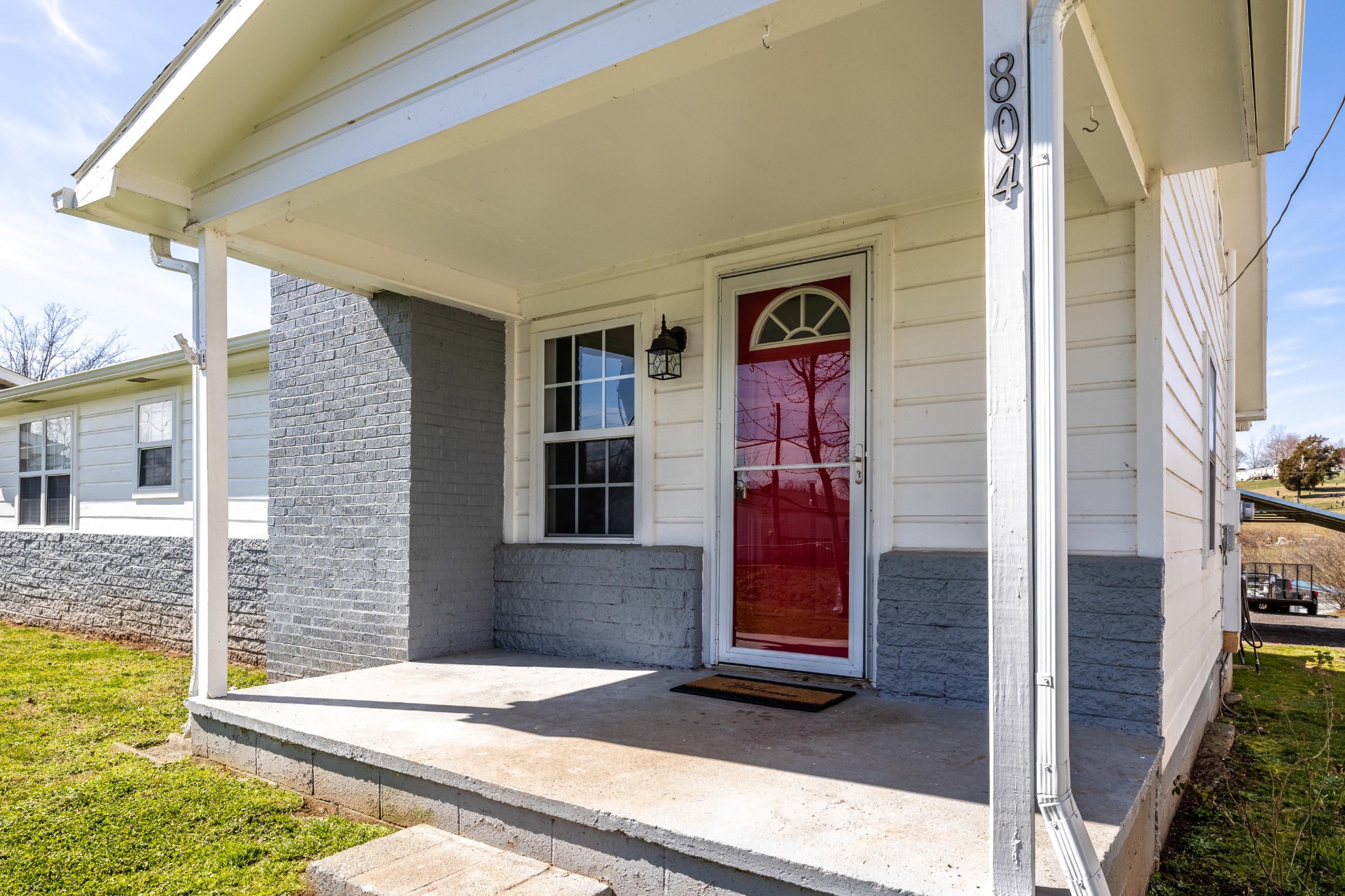 804 Spring Street Philadelphia, TN 37846 - Photo 3 of 33