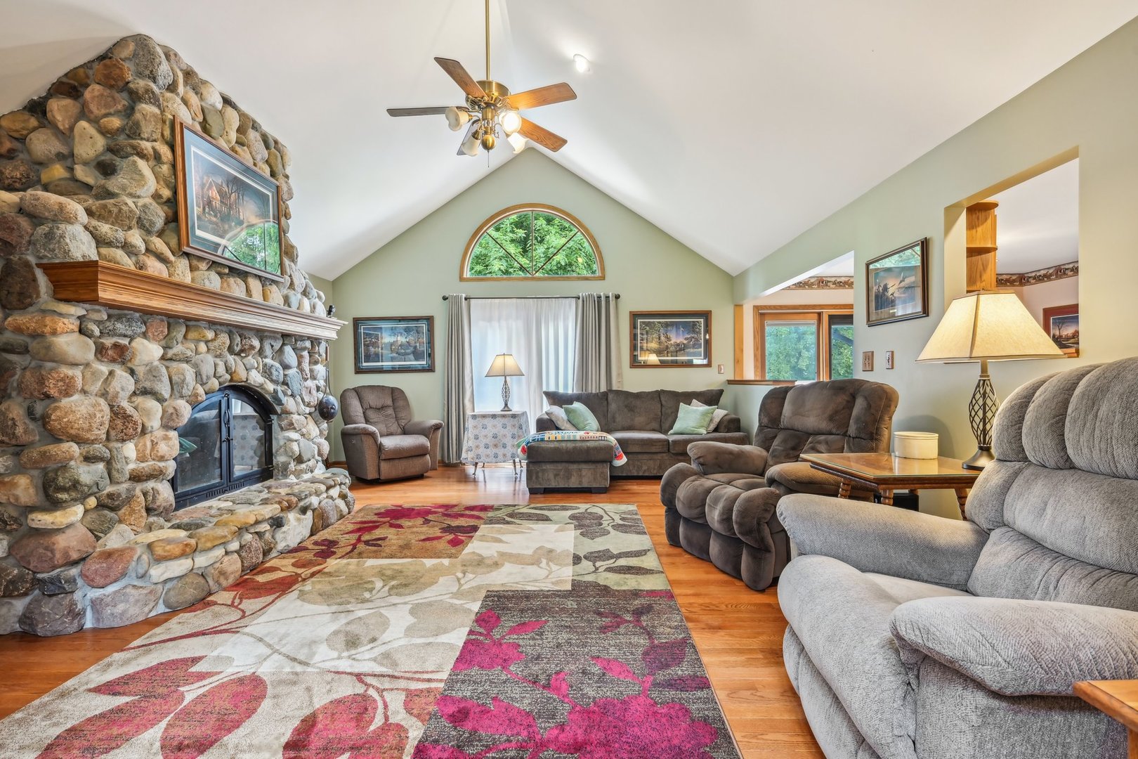 5808 Dunham Road Union, IL 60180 - Photo 4 of 66 Gallery Image 4