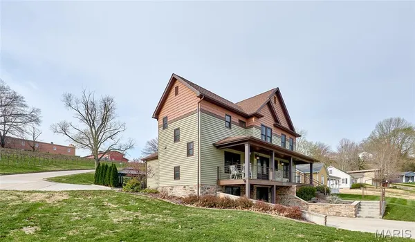 $559,000 | 416 West 12th Street, Hermann, MO 65041