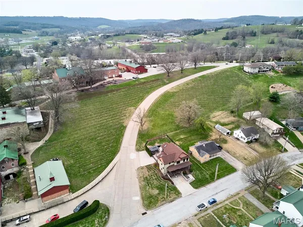 $559,000 | 416 West 12th Street, Hermann, MO 65041