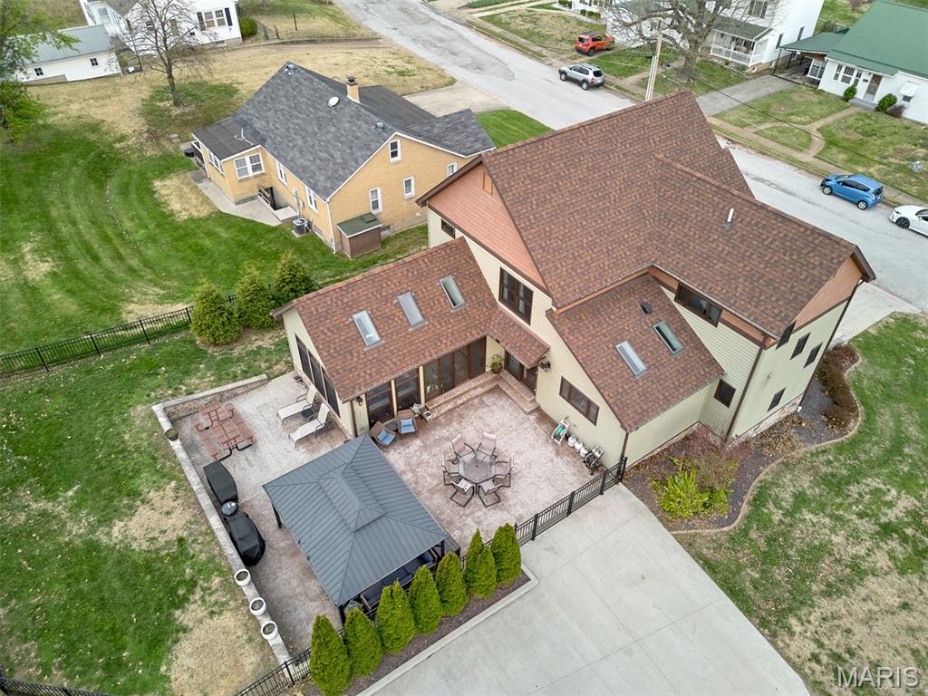 416 West 12th Street Hermann, MO 65041 - Photo 4 of 71