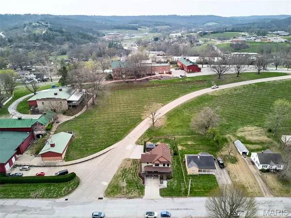 $559,000 | 416 West 12th Street, Hermann, MO 65041