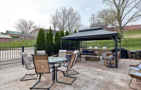 $559,000 | 416 West 12th Street, Hermann, MO 65041