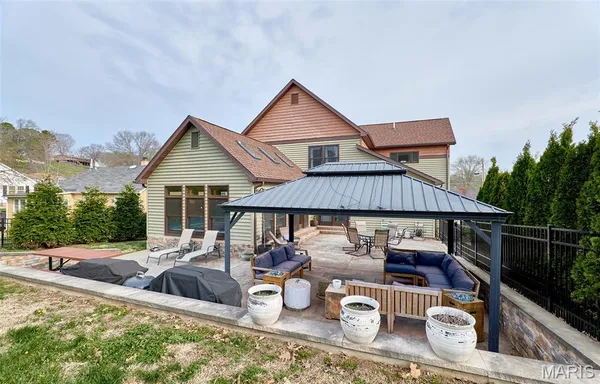 $559,000 | 416 West 12th Street, Hermann, MO 65041