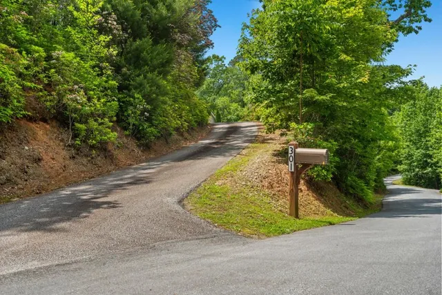 $926,000 | 301 Shadow Mountain Drive, Dillard, GA 30537