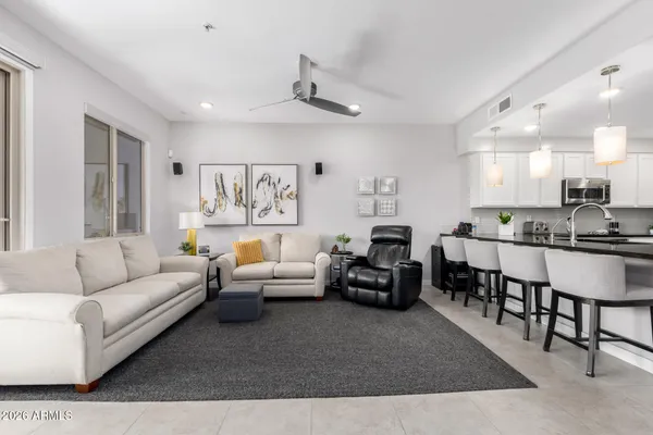 $400,000 | 250 West Queen Creek Road, Unit 144, Chandler, AZ 85248