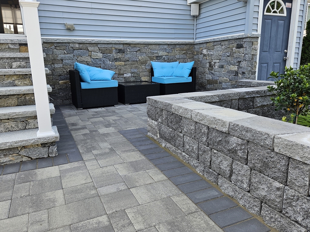 33 Barclay Street Fall River, MA 02724 - Photo 14 of 37