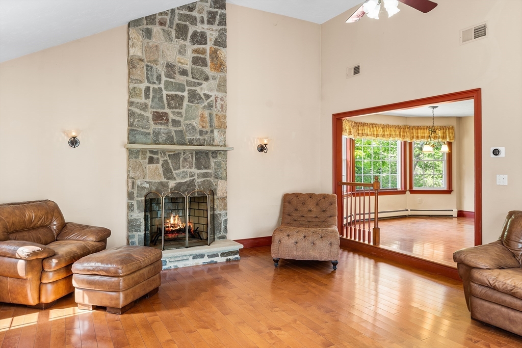 86 Mowry Street Mendon, MA 01756 - Photo 3 of 38