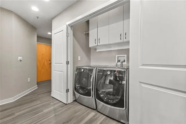 $249,000 | 250 Pharr Road Northeast, Unit 402, Atlanta, GA 30305