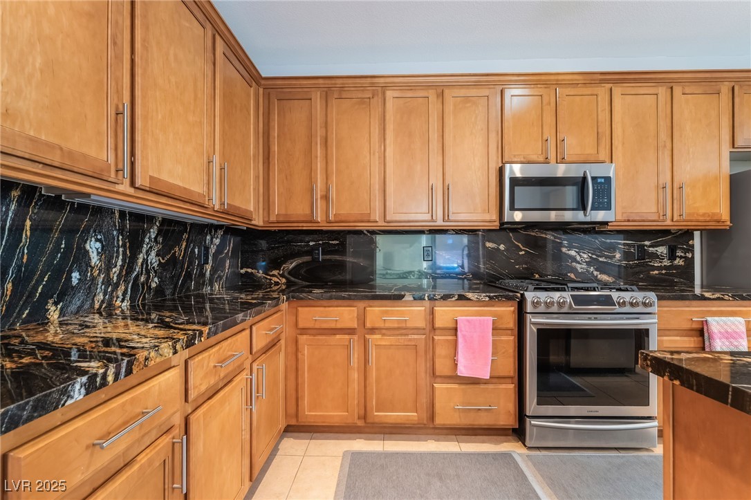 2769 Rochester Run Avenue Henderson, NV 89052 - Photo 14 of 36