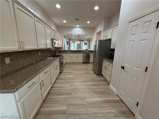 $4,500 | 44 Brandermill Drive, Henderson, NV 89052