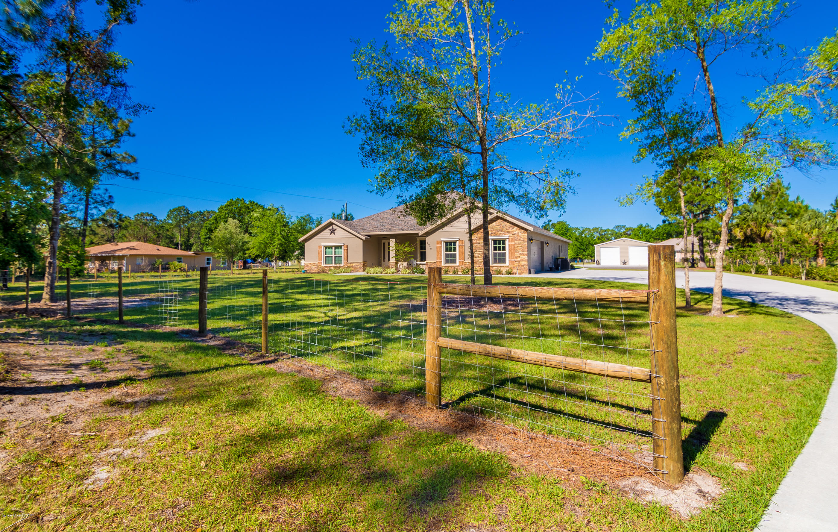 2040 Turpentine Road Mims, FL 32754 - Photo 29 of 32 2040 Turpentine Hi-res-38