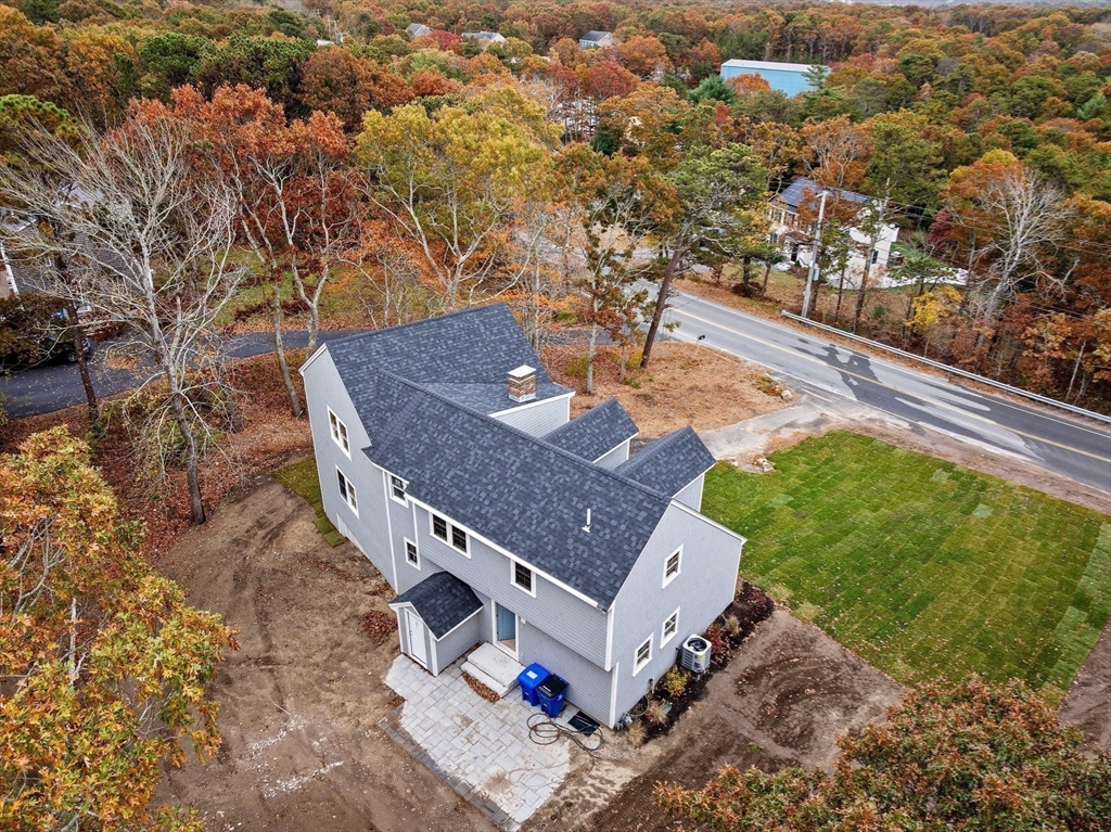 368 Old Plymouth Road Bourne, MA 02562 - Photo 12 of 24