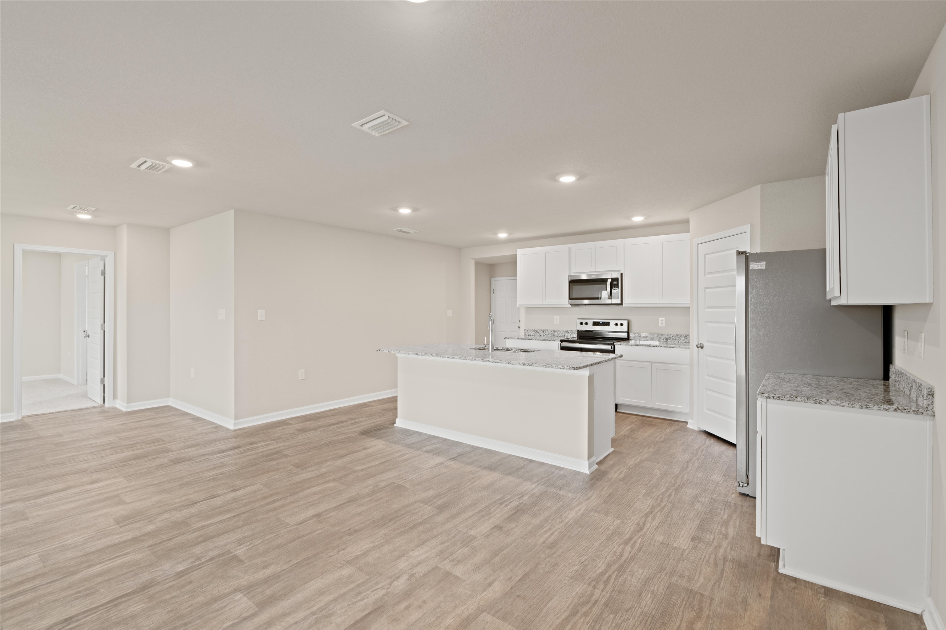 23366 Shadowridge Drive Daphne, AL 36526 - Photo 5 of 25 Kitchen