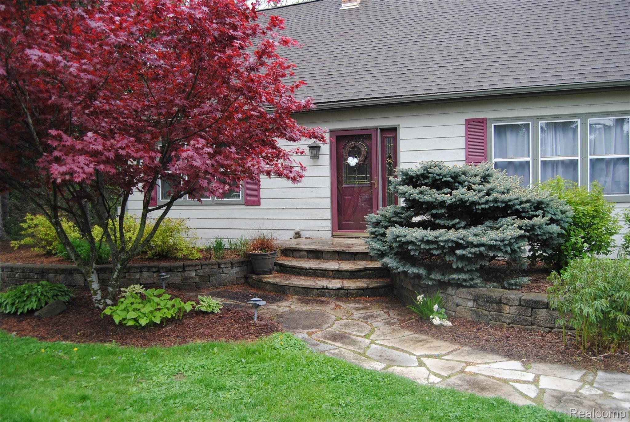 1290 Clark Road Lapeer, MI 48446 - Photo 3 of 48 DSC_1028.JPG