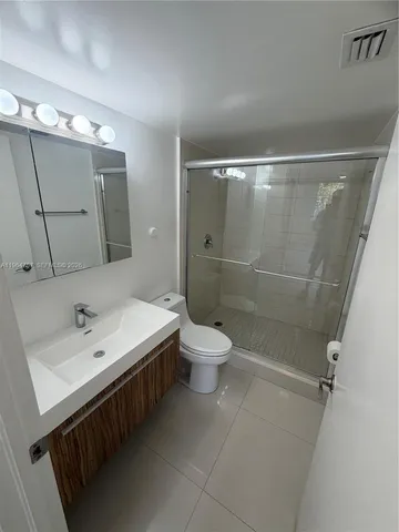 $2,700 | 4540 Northwest 107th Avenue, Unit 20511, Doral, FL 33178