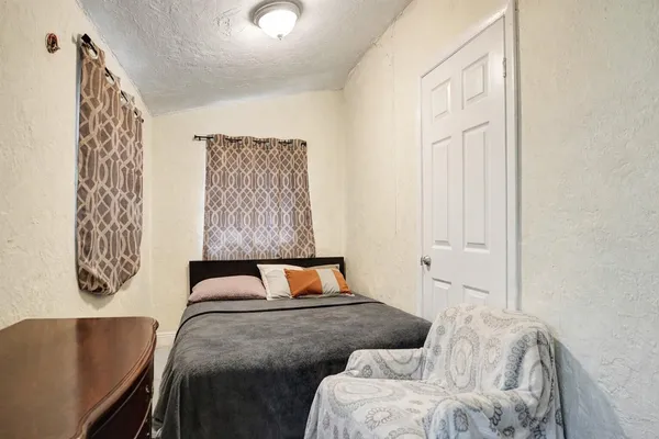 $520,000 | 250 Northwest 83rd Street, Miami, FL 33150