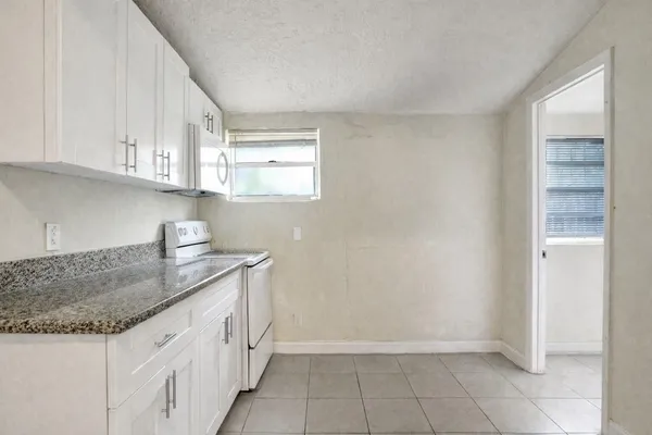 $520,000 | 250 Northwest 83rd Street, Miami, FL 33150