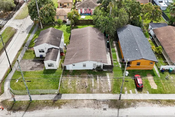$520,000 | 250 Northwest 83rd Street, Miami, FL 33150