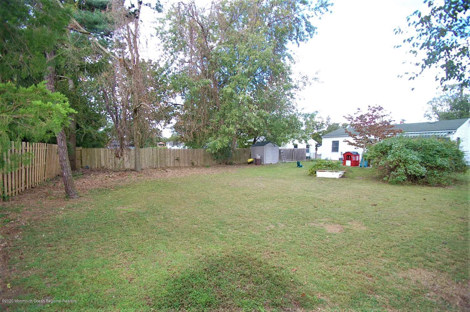 142 Stephan Road Brick, NJ 08724 - Photo 13 of 15 Yard