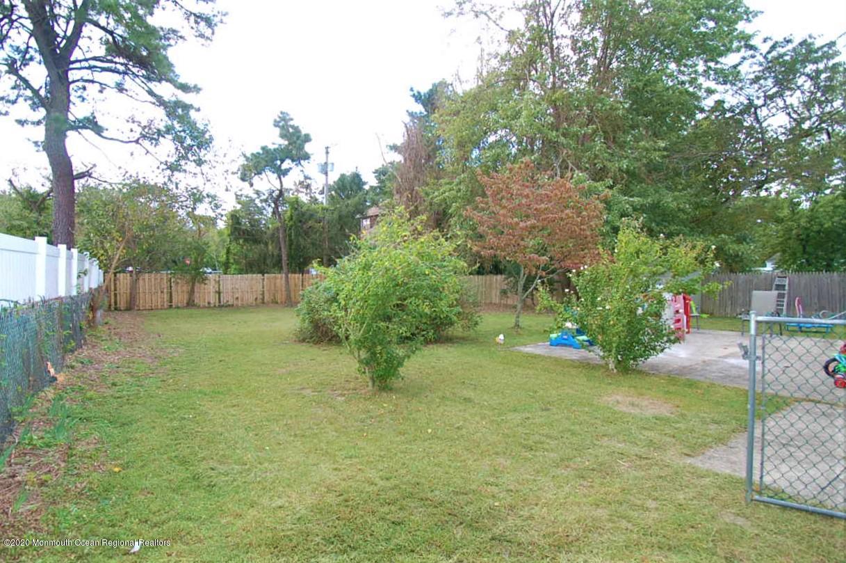 142 Stephan Road Brick, NJ 08724 - Photo 14 of 15 Yard