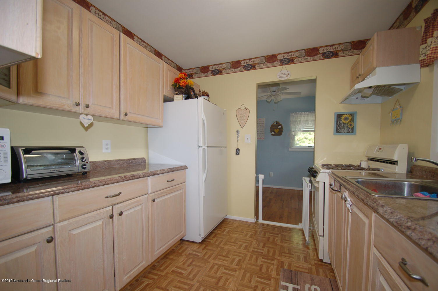 142 Stephan Road Brick, NJ 08724 - Photo 6 of 15 Kitchen