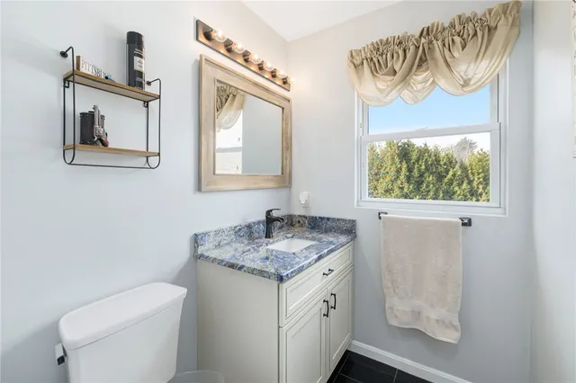 $825,000 | 175 Hope Furnace Road, Scituate, RI 02831