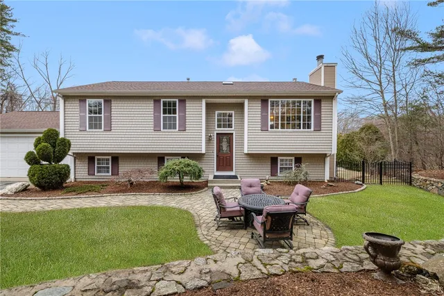 $825,000 | 175 Hope Furnace Road, Scituate, RI 02831