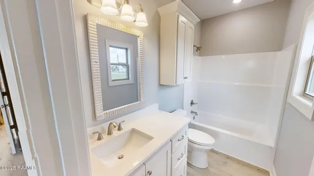 $194,900 | 9916 Lou Ella Road, Kaplan, LA 70548