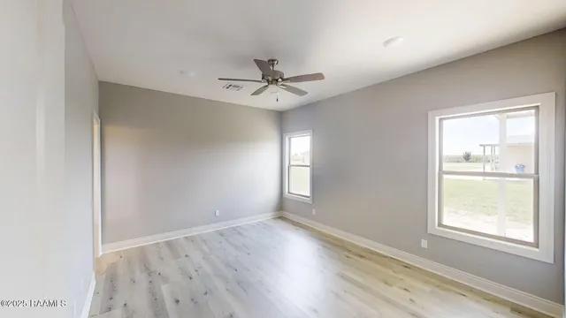 $194,900 | 9916 Lou Ella Road, Kaplan, LA 70548