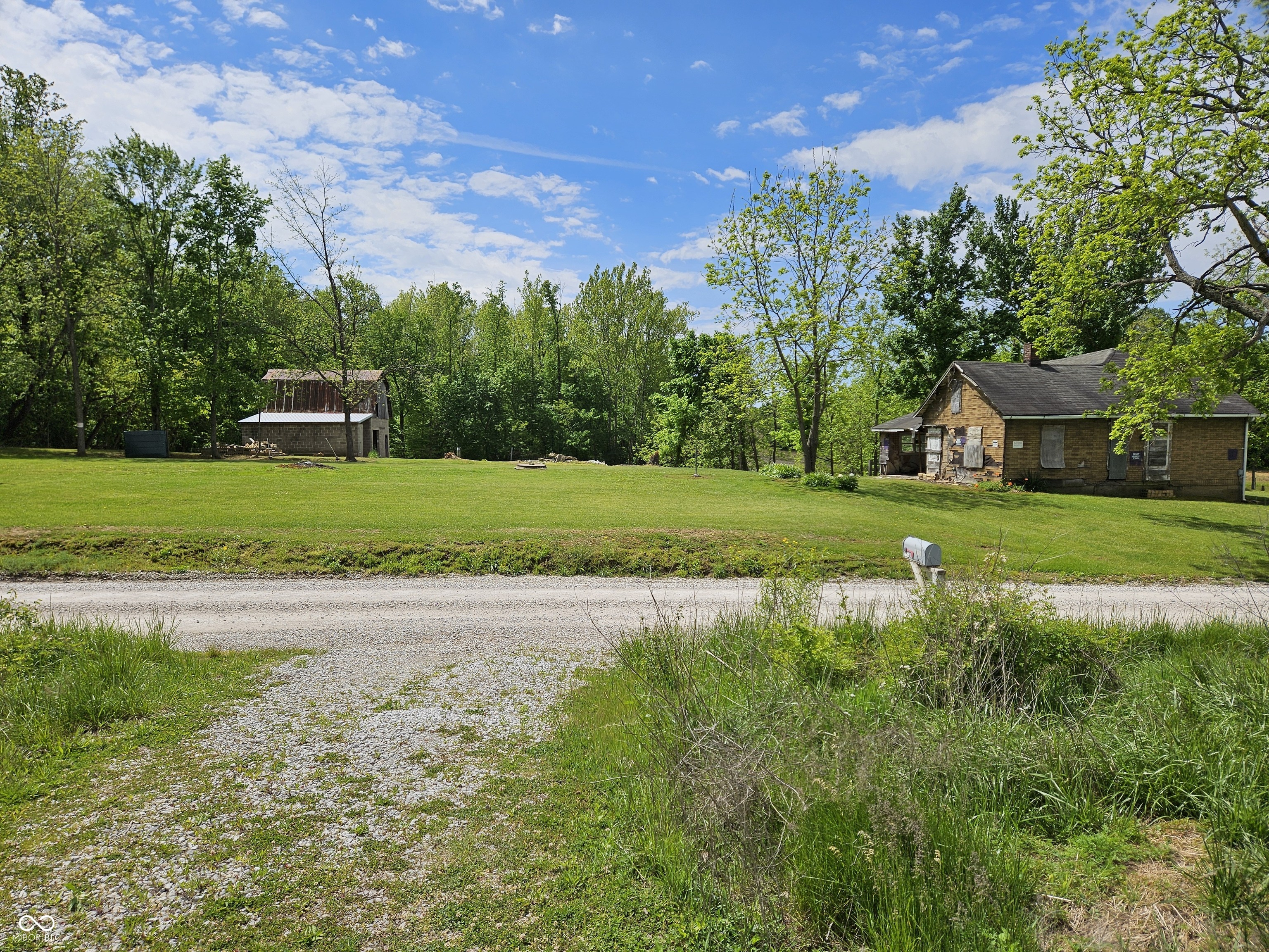 10731 Newport Road Bowling Green, IN 47833 - Photo 16 of 25