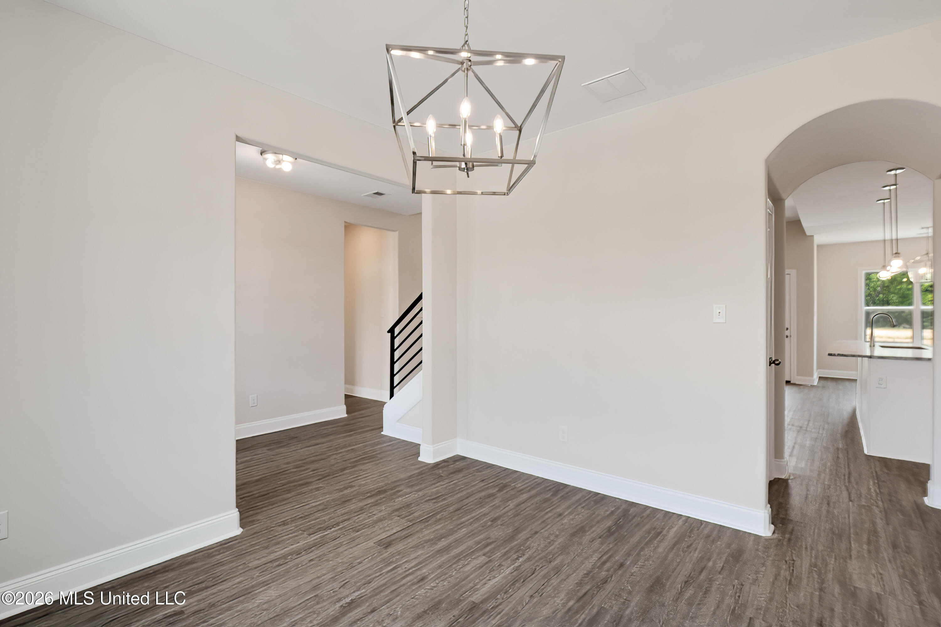261 Centerline Roper Loop Byhalia, MS 38611 - Photo 5 of 22 photo of a similar home