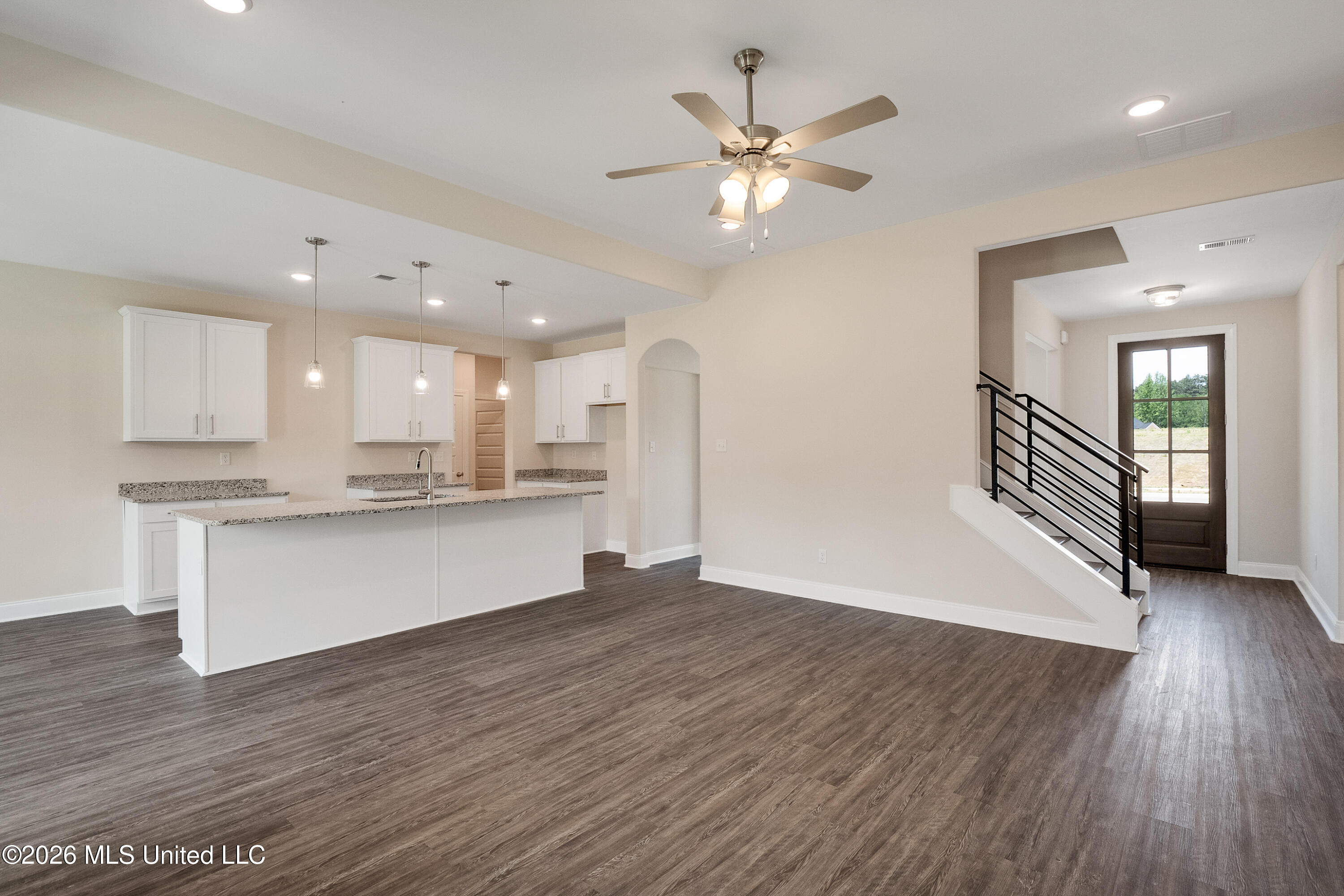 261 Centerline Roper Loop Byhalia, MS 38611 - Photo 7 of 22 photo of a similar home