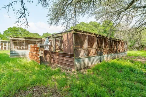 $3,412,500 | 5544 Fm 927 Walnut Springs, Walnut Springs, TX 76690