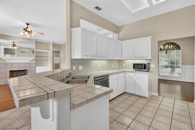 $2,095 | 3102 Sonoma Drive, Corpus Christi, TX 78414