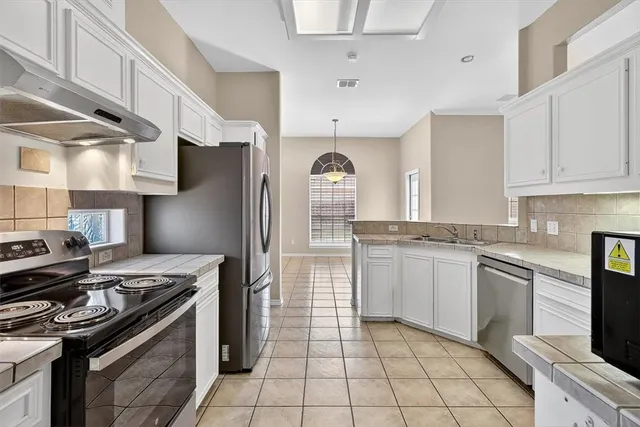 $2,095 | 3102 Sonoma Drive, Corpus Christi, TX 78414